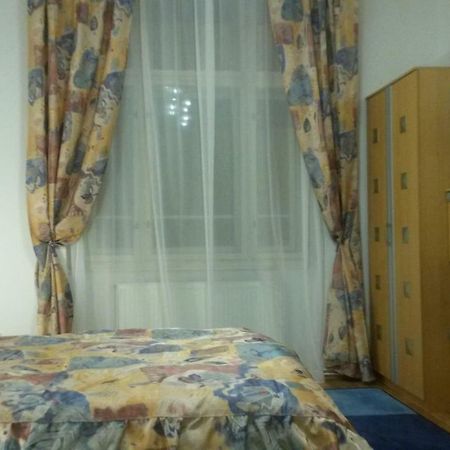 Lana Lo Apartments Karlowe Wary Zewnętrze zdjęcie