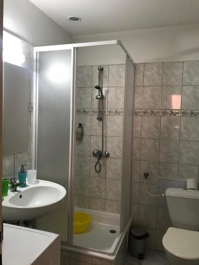 Lana Lo Apartments Karlowe Wary Zewnętrze zdjęcie