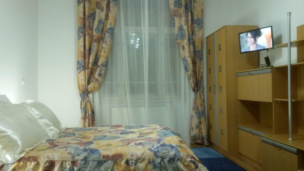 Lana Lo Apartments Karlowe Wary Zewnętrze zdjęcie
